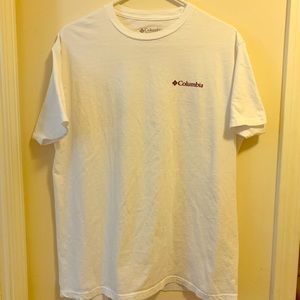Columbia T-shirt